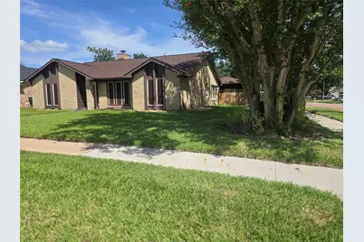 9802 Sagepike Drive, Houston, TX 77089 - Photo 4