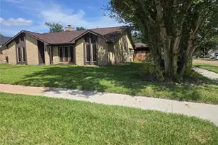 9802 Sagepike Dr, Houston, TX 77089 - Photo 4