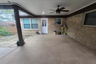 9802 Sagepike Dr, Houston, TX 77089 - Photo 30