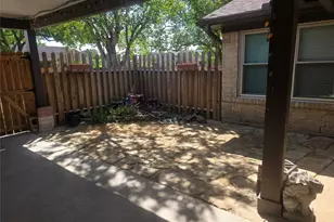 9802 Sagepike Dr, Houston, TX 77089 - Photo 32
