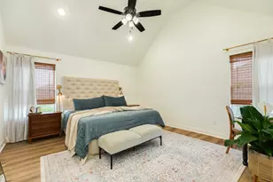 321 Yorktown Ave, Clute, TX 77531 - Photo 22