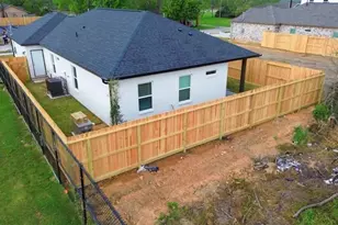 3325 Beulah St, Houston, TX 77004 - Photo 12