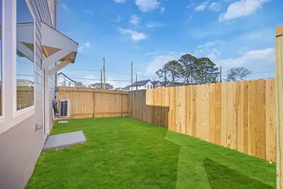 5802 Mansfield Creek Lane, Houston, TX 77091 - Photo 30