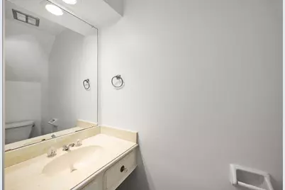 15742 Walkwood Drive, Houston, TX 77079 - Photo 34