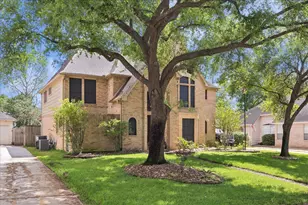 5823 Ashmere Ln, Spring, TX 77379 - Photo 2