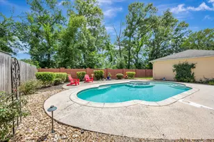 4306 Island Hills Dr, Pasadena, TX 77059 - Photo 2