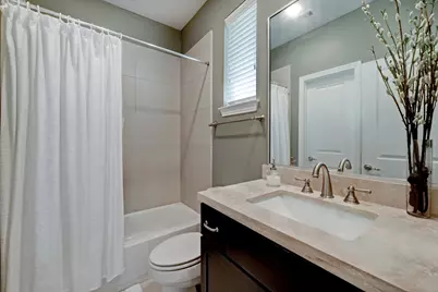 2231 Chenevert Street, Houston, TX 77003 - Photo 8