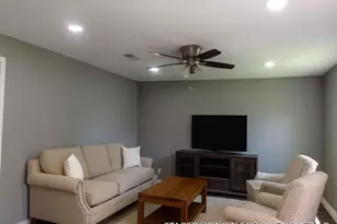 7619 Ilex St, Houston, TX 77012 - Photo 4