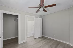 3116 Avenue L, Galveston, TX 77550 - Photo 6