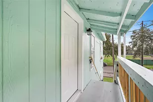 3116 Avenue L, Galveston, TX 77550 - Photo 10