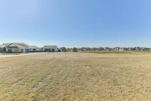 11725 Grand View Dr, Montgomery, TX 77356 - Photo 16