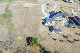 11725 Grand View Dr, Montgomery, TX 77356 - Photo 6