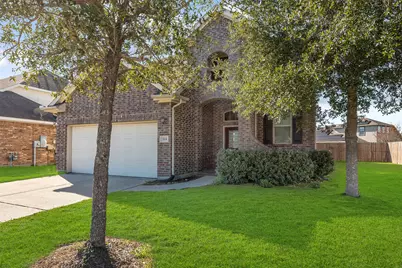 204 Echo Brook Lane, Dickinson, TX 77539 - Photo 2