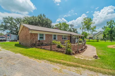 9235 Ruth Road, Rosharon, TX 77583 - Photo 6