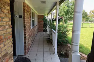 9235 Ruth Rd, Rosharon, TX 77583 - Photo 4