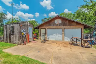 9235 Ruth Rd, Rosharon, TX 77583 - Photo 22