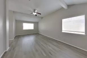 11118 Nepau Dr, Houston, TX 77477 - Photo 10