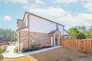 107 Silver Sky Ct, Conroe, TX 77304 - Photo 4