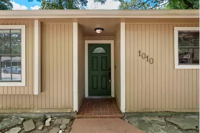 1010 E Red Cedar Circle, The Woodlands, TX 77380 - Photo 4