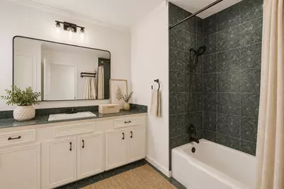 1902 Chimney Rock Road, Houston, TX 77056 - Photo 18