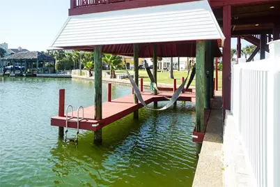 16619 Bayfront Drive, Jamaica Beach, TX 77554 - Photo 8