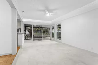 2222 N Grand Boulevard, Pearland, TX 77581 - Photo 10