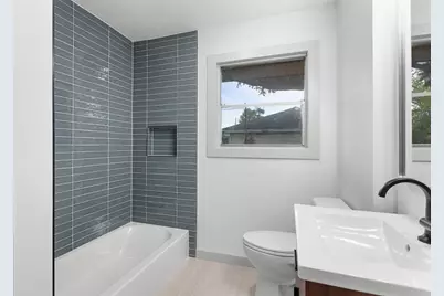 2222 N Grand Boulevard, Pearland, TX 77581 - Photo 16