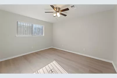 9614 Langdon Lane, Houston, TX 77036 - Photo 22