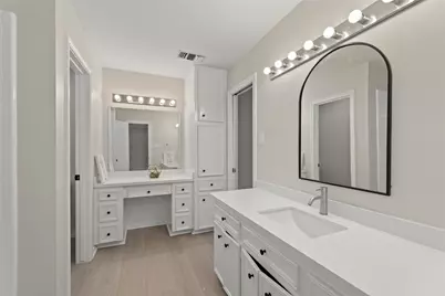 9614 Langdon Lane, Houston, TX 77036 - Photo 18