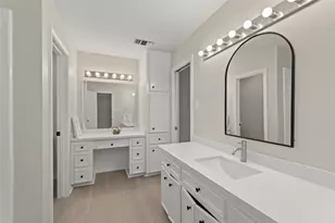 9614 Langdon Ln, Houston, TX 77036 - Photo 18