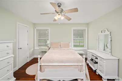 4002 Drummond Street, Houston, TX 77025 - Photo 22