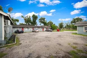 13928 Bandera St, Houston, TX 77015 - Photo 8