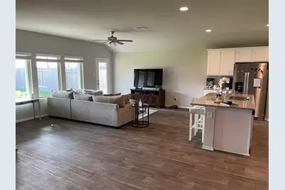 18356 Klamath Falls Lane, New Caney, TX 77357 - Photo 2