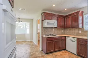 15222 Kelbrook Dr, Houston, TX 77062 - Photo 12