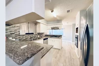 15331 Silverman Street, Houston, TX 77598 - Photo 8