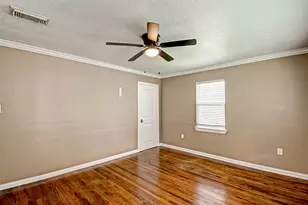 4804 Saxon St, Bellaire, TX 77401 - Photo 28