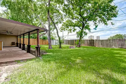 4804 Saxon Street, Bellaire, TX 77401 - Photo 40