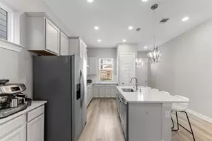 2419 Driftwood Trl, Kemah, TX 77565 - Photo 6