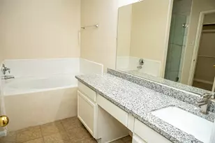 13758 Maximos Dr, Houston, TX 77083 - Photo 6