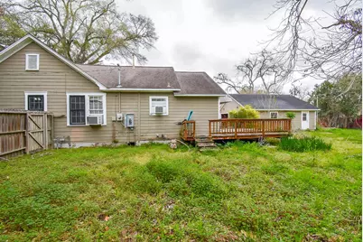 301 Fannin Street, Richmond, TX 77469 - Photo 16
