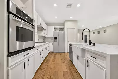 9817 Marlink, Houston, TX 77025 - Photo 14