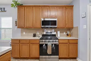 3209 Lone Trail Dr S, Texas City, TX 77591 - Photo 10