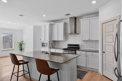 12709 Sainsbury Drive, Houston, TX 77047 - Photo 10