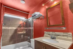 6810 Deatonhill Dr, Austin, TX 78745 - Photo 12