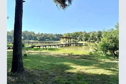 441 Shoreline Drive, Huntsville, TX 77320 - Photo 2