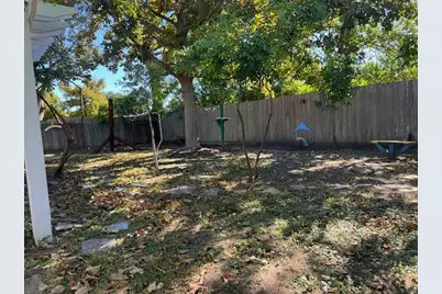 9115 Willow Meadow Drive, Houston, TX 77031 - Photo 18