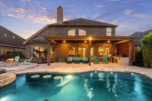 848 Signature Cove, League City, TX 77573 - Photo 4