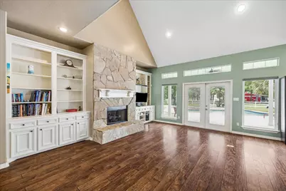 9064 Grand Lake Estates Drive, Montgomery, TX 77316 - Photo 8
