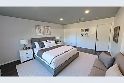 12822 Shannon Hills Drive, Houston, TX 77099 - Photo 8