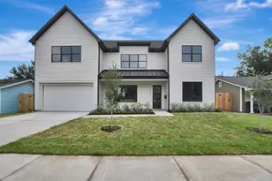 1946 Pech Rd, Houston, TX 77055 - Photo 1